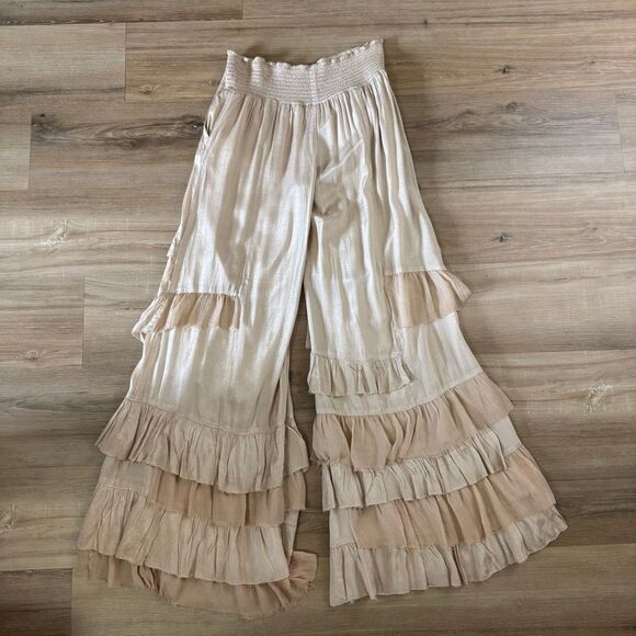 Free People Rock & Frill Mid Rise Tiered Wide Leg Tan Ruffled Pants Sz XS Comfy